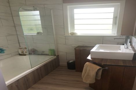 Photo of property in 2083a Paparoa Valley Road, Paparoa, 0571