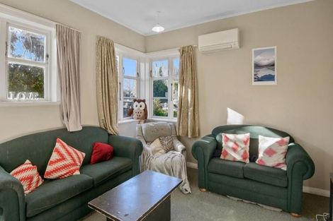 Photo of property in 17 Paeroa Street, Riccarton, Christchurch, 8041