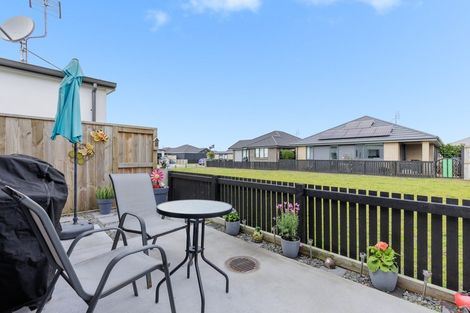 Photo of property in 3 Rose Lane, Papamoa, 3118