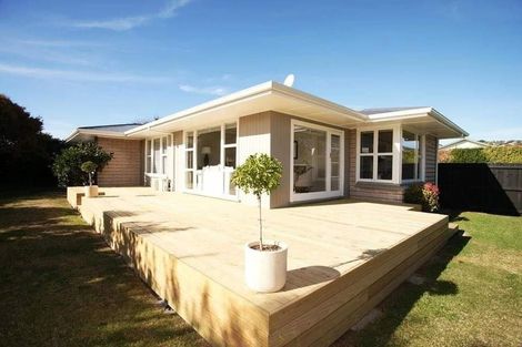 Photo of property in 71 Stanbury Avenue, Somerfield, Christchurch, 8024