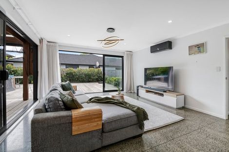 Photo of property in 6 Urumaraki Avenue, Helensville, 0800