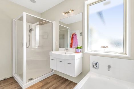 Photo of property in 1 Greenan Place, Doyleston, 7683