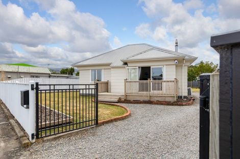Photo of property in 93 Fox Street, Featherston, 5710