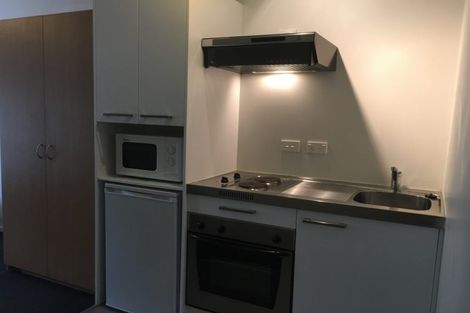 Photo of property in Orange Apartments/victoria Centr, 906/169 The Terrace, Wellington Central, Wellington, 6011