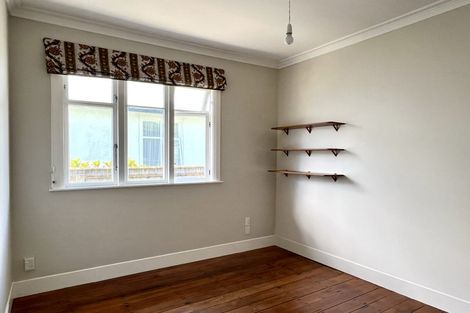 Photo of property in 460 Broadway, Miramar, Wellington, 6022