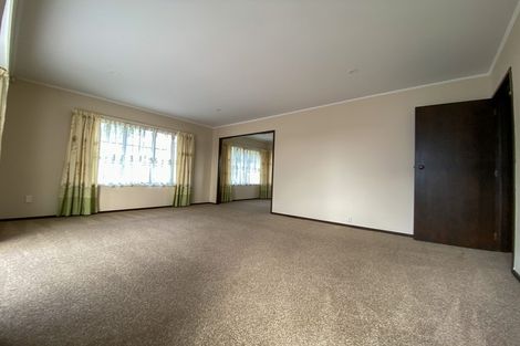 Photo of property in 1/150a Prince Regent Drive, Half Moon Bay, Auckland, 2012