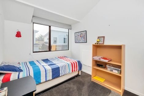 Photo of property in 1/52 Jutland Road, Hauraki, Auckland, 0622