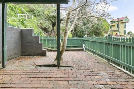 Photo of property in 7 Mortimer Terrace, Aro Valley, Wellington, 6021