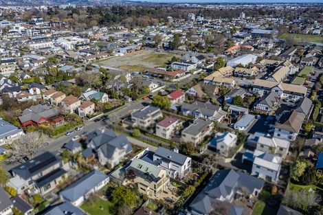 Photo of property in 37a Holly Road, St Albans, Christchurch, 8014