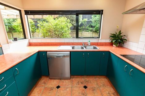 Photo of property in 51 Sunrise Boulevard, Tawa, Wellington, 5028