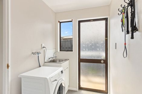 Photo of property in 10b Brierley Place, Marfell, New Plymouth, 4310