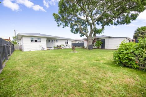Photo of property in 49 Trinity Crescent, Pirimai, Napier, 4112