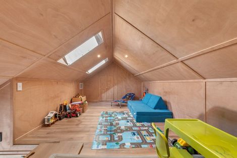 Photo of property in 21 Packer Road, Wanaka, 9382