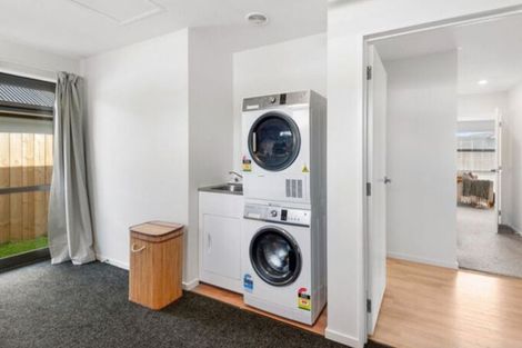 Photo of property in 100 Hagart-alexander Drive, Mosgiel, 9024