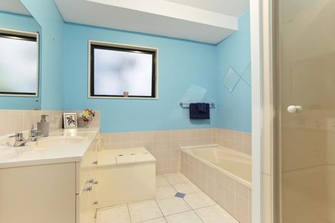 Photo of property in 6 Charlotte Street, Stanmore Bay, Whangaparaoa, 0932