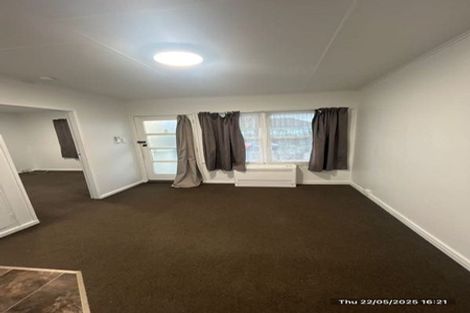 Photo of property in 1/72 Bridge Street, Bulls, 4818