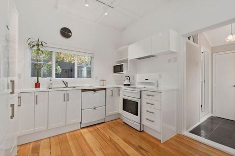 Photo of property in 1/10 Hart Road, Hauraki, Auckland, 0622