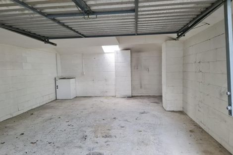 Photo of property in 2/7 Division Street, Riccarton, Christchurch, 8041