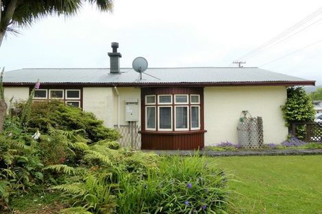 Photo of property in 5 Mcgowan Street, Runanga, 7803