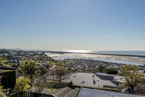 Photo of property in 2/112a Moncks Spur Road, Redcliffs, Christchurch, 8081