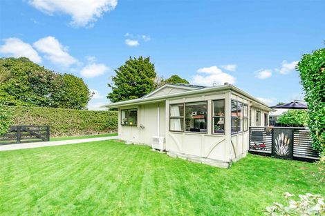 Photo of property in 72a Elizabeth Street, Waikanae, 5036