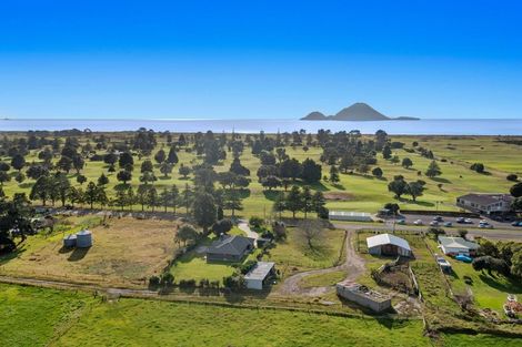Photo of property in 21 Aerodrome Road, Thornton, Whakatane, 3191