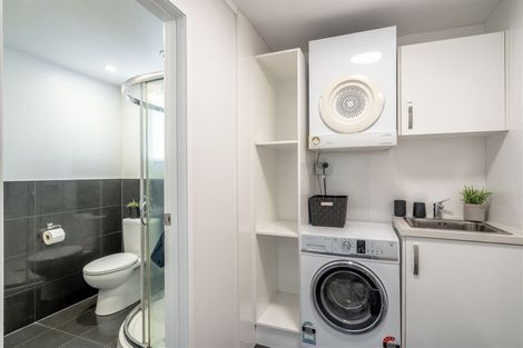 Photo of property in 1/39 Belmont Terrace, Milford, Auckland, 0620