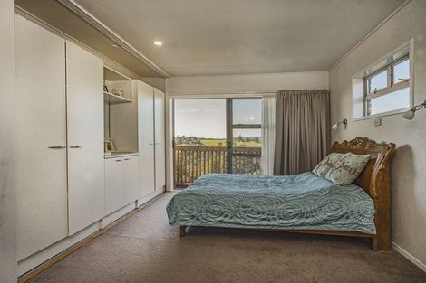 Photo of property in 233 Point View Drive, Dannemora, Auckland, 2016