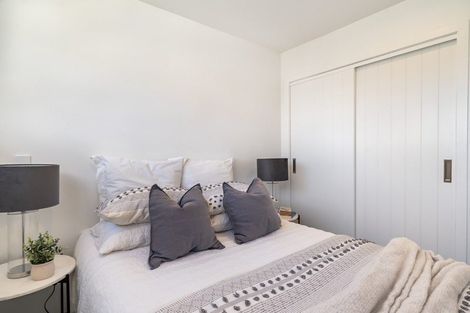 Photo of property in 4/8 Victoria Street, Ebdentown, Upper Hutt, 5018