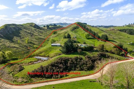 Photo of property in 222 Mackenzie Road, Kahuranaki, Havelock North, 4295