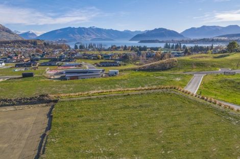 Photo of property in Meadowstone Alpha Series, 32 Sapphire Spring Rise, Wanaka, 9305