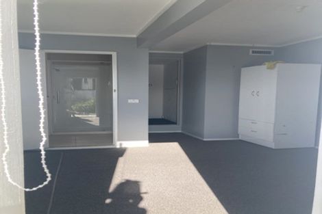 Photo of property in 27 Eskdale Road, Papakowhai, Porirua, 5024