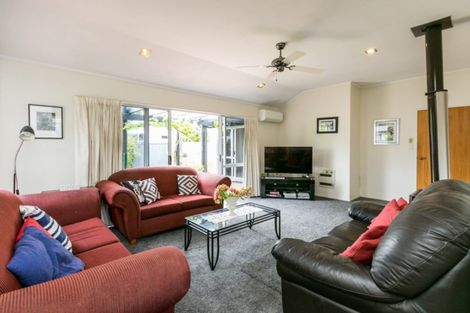 Photo of property in 61a Napier Road, Havelock North, 4130