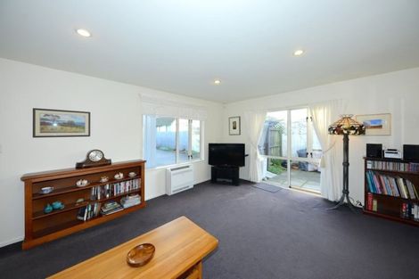 Photo of property in 2/74 Russley Road, Russley, Christchurch, 8042