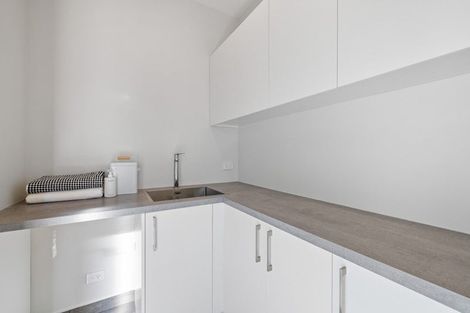 Photo of property in 10a Silvester Street, Woolston, Christchurch, 8023