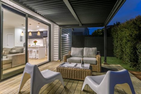 Photo of property in 6 Tai Crescent, Hobsonville, Auckland, 0616