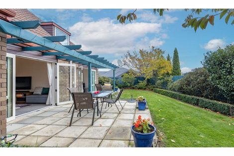 Photo of property in 2/19 Waitikiri Drive, Parklands, Christchurch, 8083