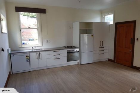 Photo of property in 4 Finlay Terrace, Mount Cook, Wellington, 6021