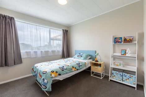 Photo of property in 20 Ruahine Street, Dannevirke, 4930