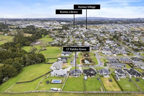Photo of property in 17 Kahika Grove, Huapai, Kumeu, 0810