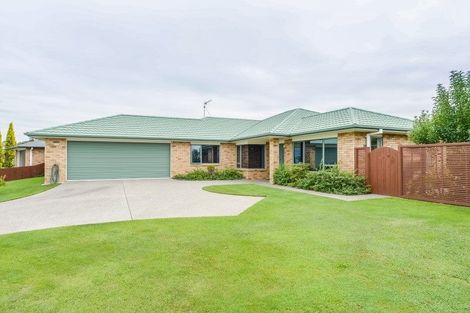 Photo of property in 26 Milbrook Place, Chartwell, Hamilton, 3210
