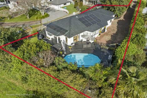 Photo of property in 114 Tirohanga Drive, Whangamata, 3620