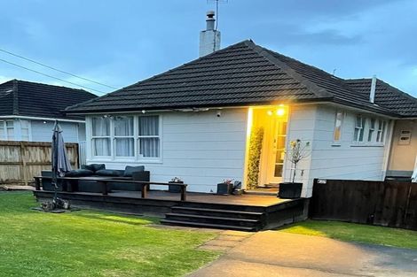 Photo of property in 1 Waitaua Street, Papakura, 2110