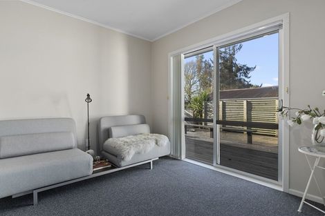 Photo of property in 10 Lynwood Place, Chedworth, Hamilton, 3210