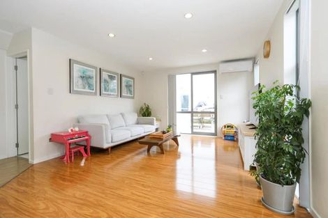 Photo of property in 190 Porchester Road, Takanini, 2112