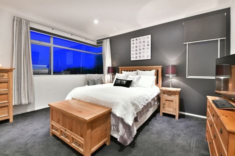 Photo of property in 2 The Ritz, Orewa, 0931