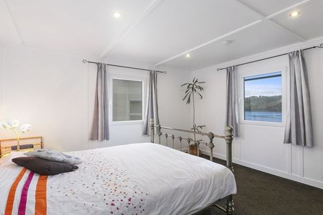 Photo of property in 25 Adderley Terrace, Ravensbourne, Dunedin, 9022