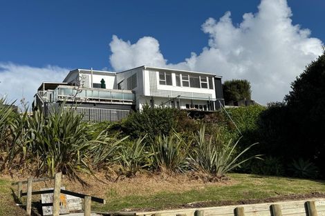 Photo of property in 41 Torkar Road, Clarks Beach, 2122