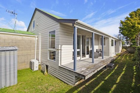 Photo of property in 90 Eatwell Avenue, Paraparaumu Beach, Paraparaumu, 5032