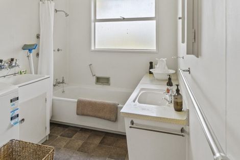 Photo of property in 5 Worcester Street, Hampden, 9410